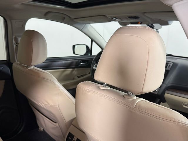 Used 2017 Subaru Outback 2.5i Limited AWD/4WD image 28