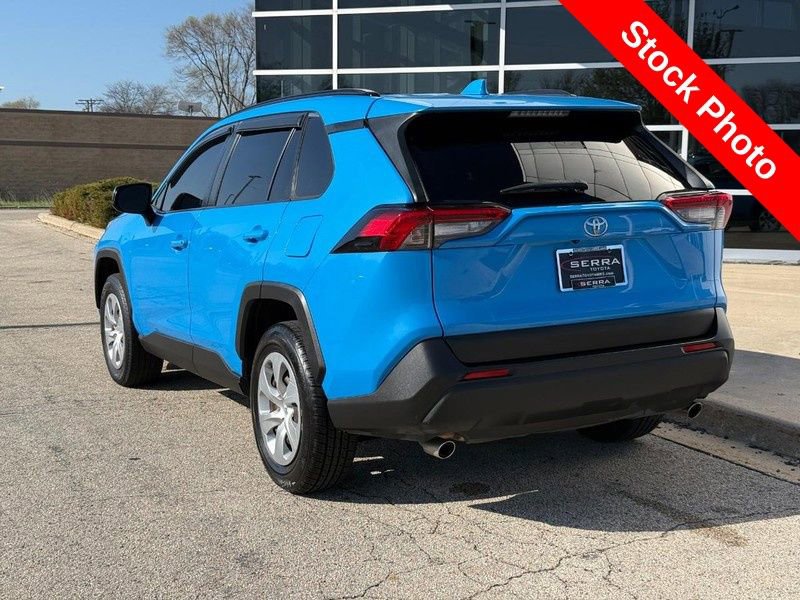 Used 2019 Toyota RAV4 LE w/ All Weather Liner Package FWD image 5