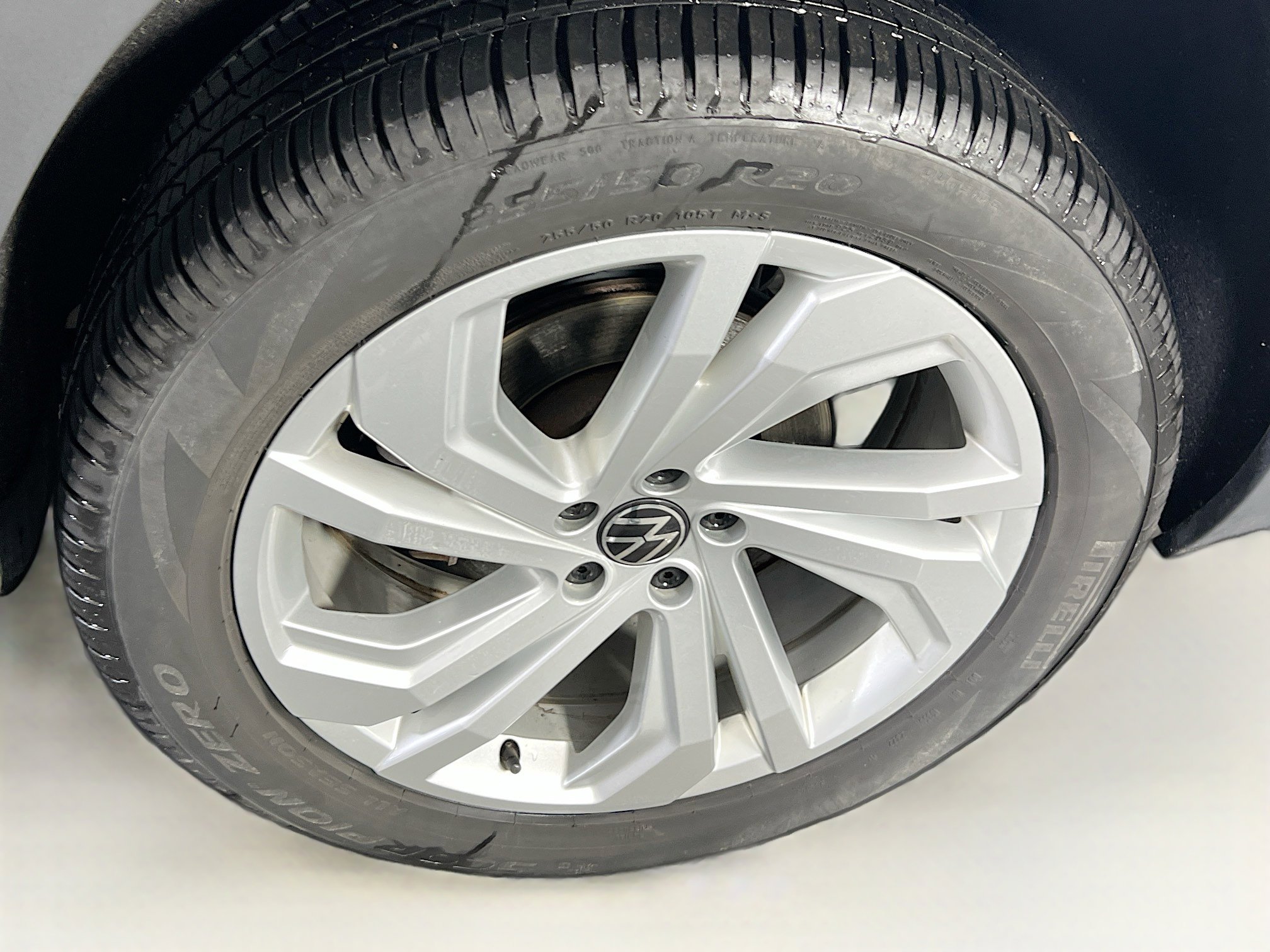 Used 2023 Volkswagen Atlas SE image 30