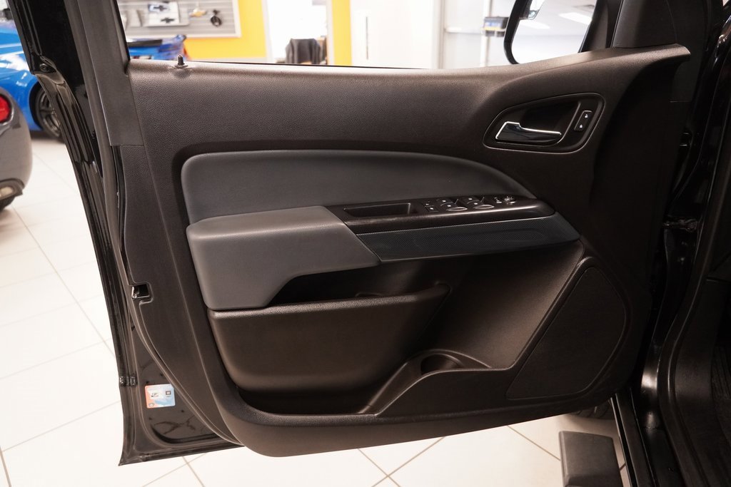 Used 2017 Chevrolet Colorado Z71 image 5