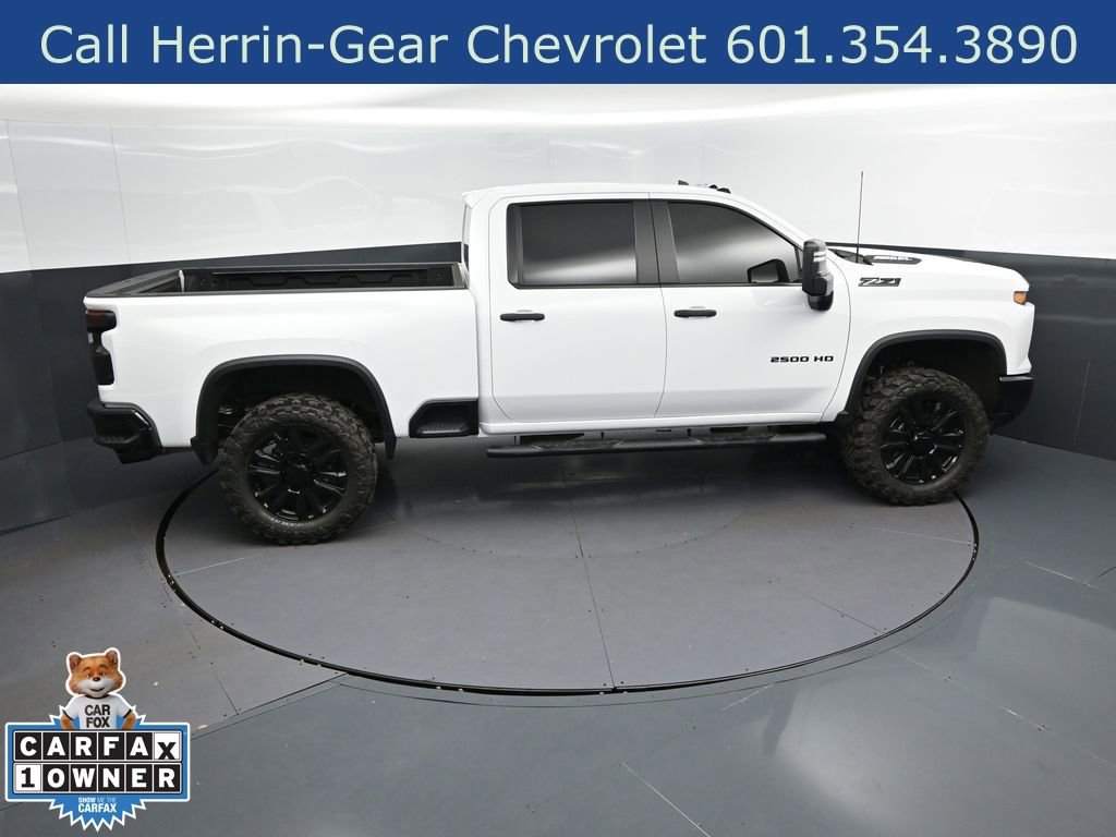 Used 2024 Chevrolet Silverado 2500 Custom w/ Custom Value Package AWD/4WD image 36