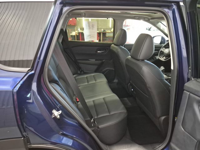 Certified 2025 Nissan Rogue SL w/ Tech Package AWD/4WD image 23