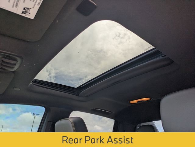 Used 2023 Chevrolet Colorado ZR2 w/ Desert Boss Special Edition image 18