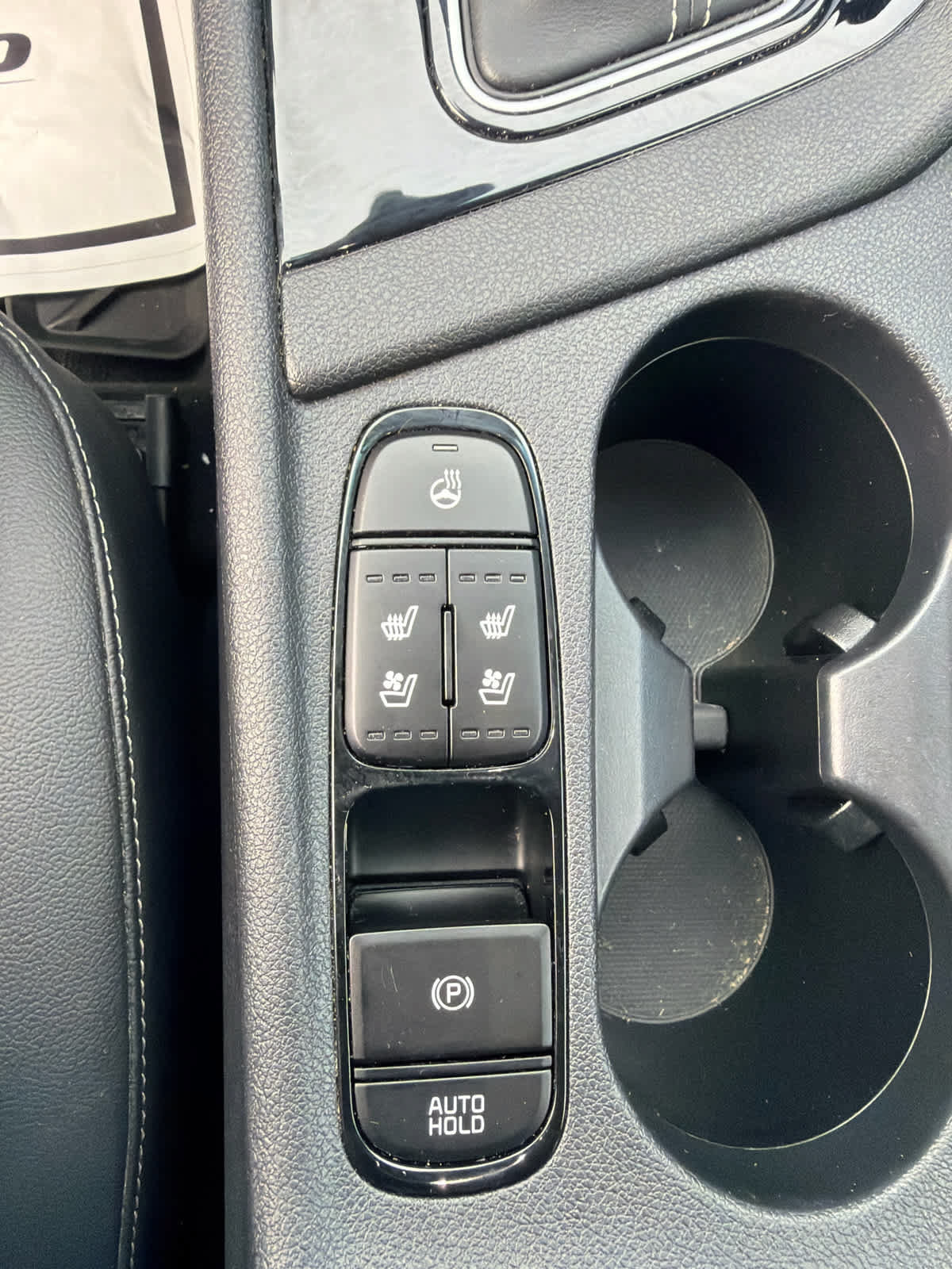 Used 2021 Kia Niro EX Premium FWD image 21