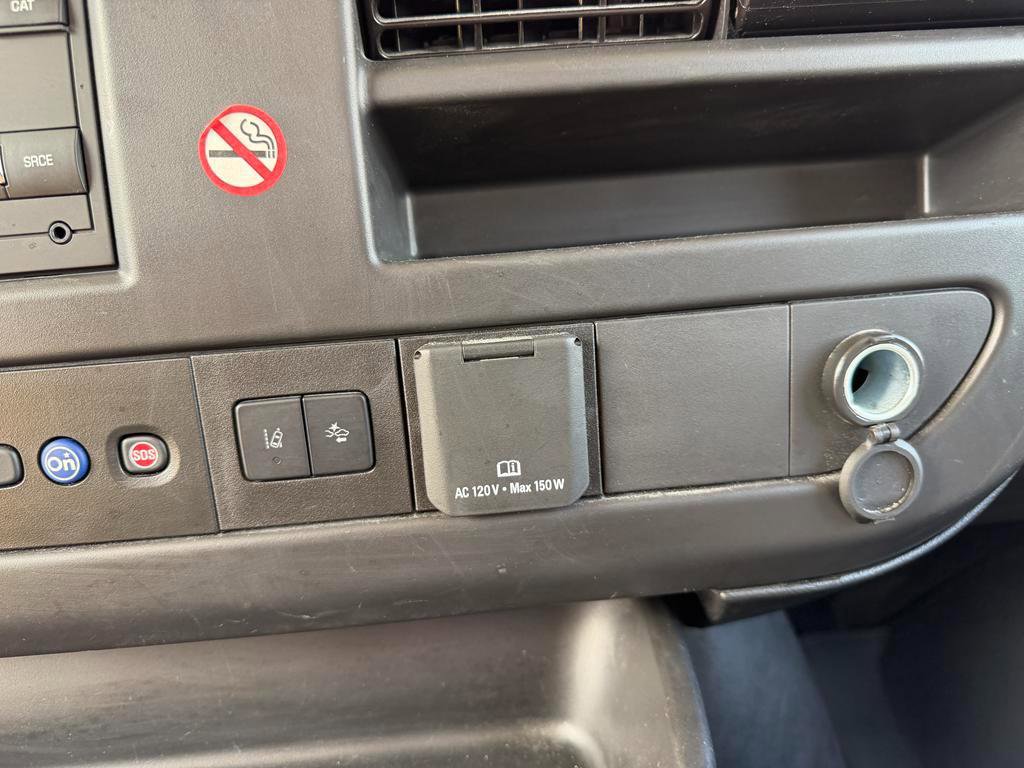 Used 2025 GMC Savana 3500 LT w/ LT Preferred Equipment Group image 19