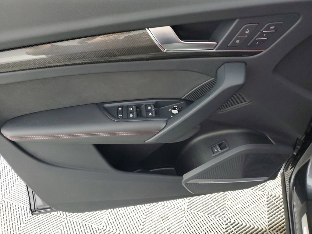 Certified 2023 Audi SQ5 Premium Plus w/ Premium Plus Package AWD/4WD image 19