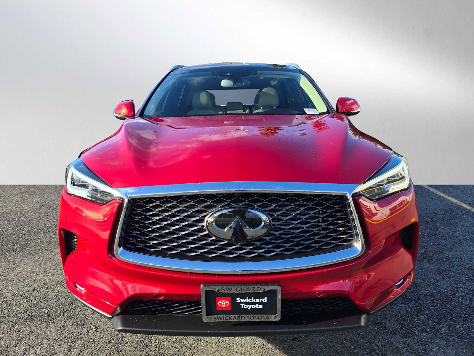 Used 2022 INFINITI QX50 Sensory image 8