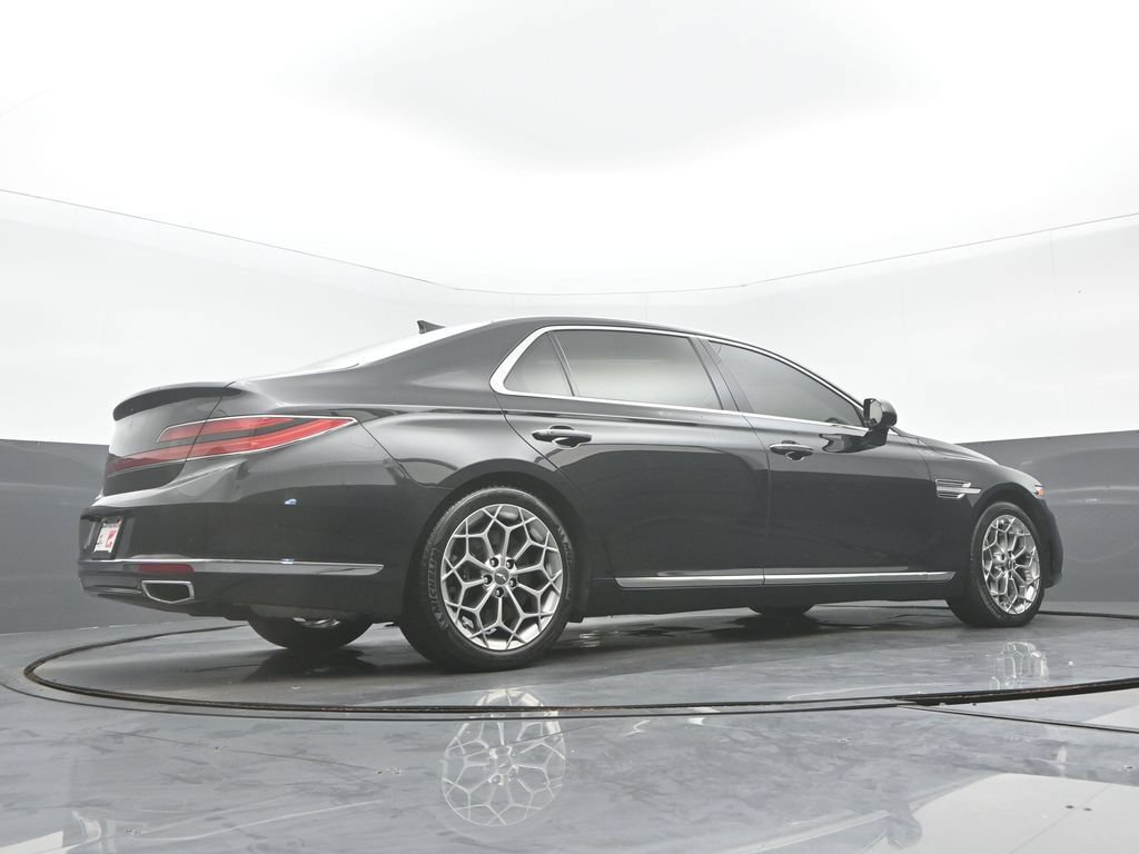 Used 2022 Genesis G90 5.0 Ultimate AWD/4WD image 33