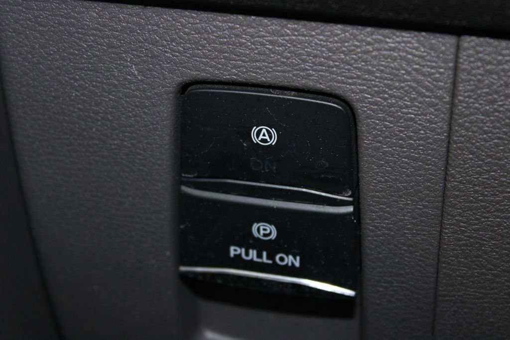 Used 2023 Ford Transit 350 XLT image 40