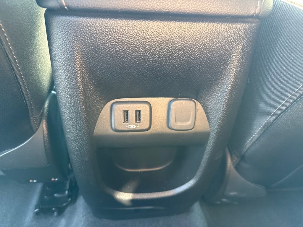 Used 2019 Chevrolet Colorado ZR2 w/ ZR2 Midnight Special Edition image 31