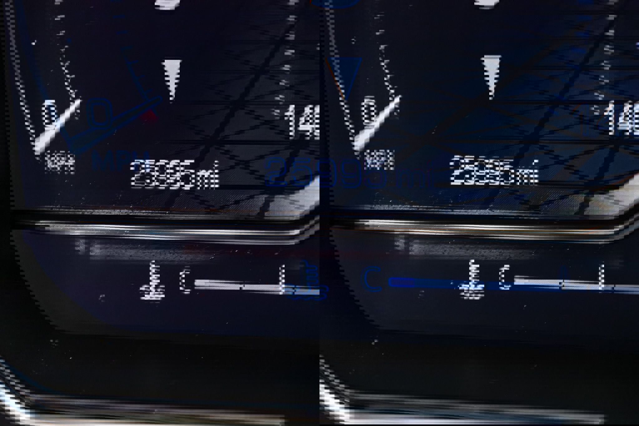 Used 2025 GMC Sierra 2500 AT4X image 22