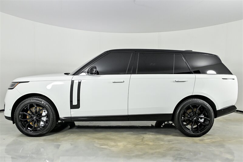 Used 2022 Land Rover Range Rover Long Wheelbase SE AWD/4WD image 7