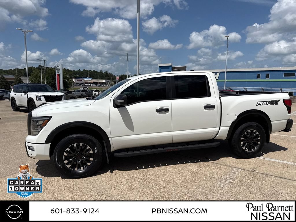 Used 2023 Nissan Titan PRO-4X w/ Pro-4x Convenience Package AWD/4WD image 14
