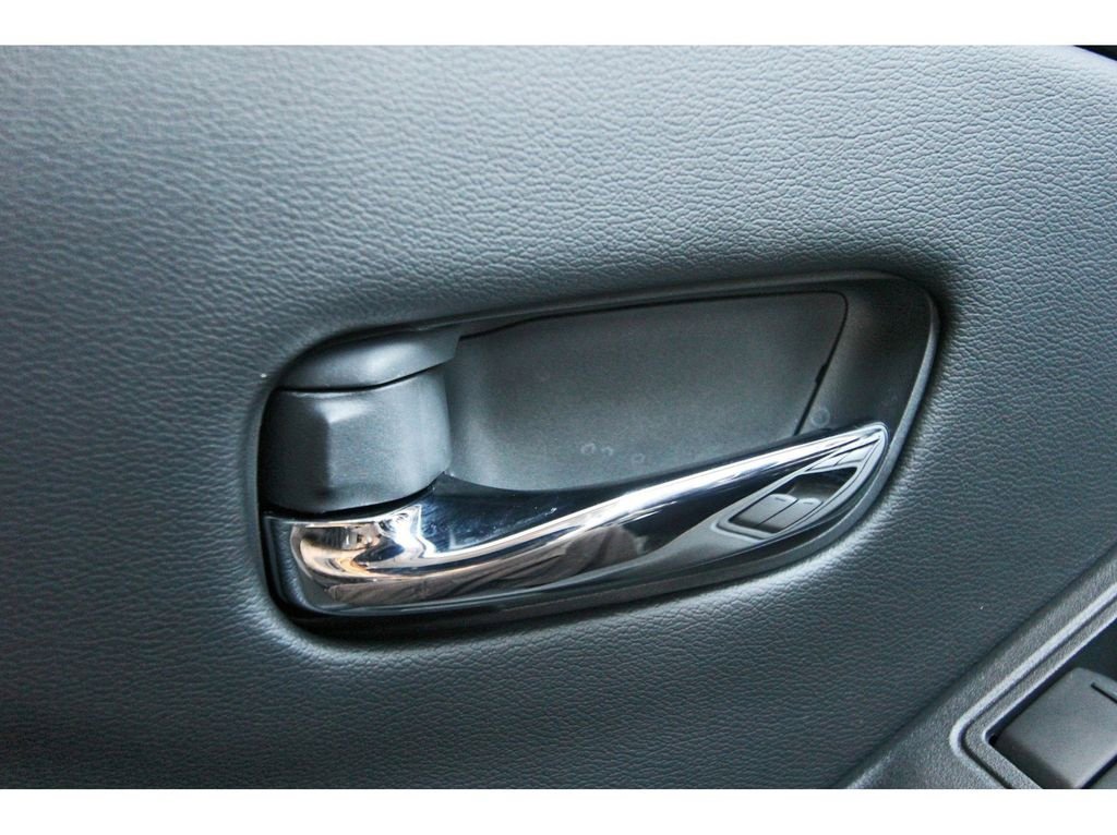 New 2026 Nissan Frontier SV w/ SV Convenience Package image 16