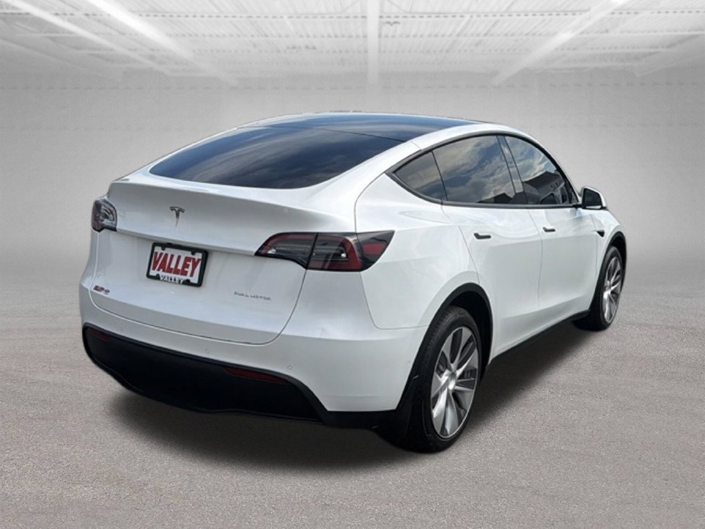 Used 2021 Tesla Model Y Long Range AWD/4WD image 9
