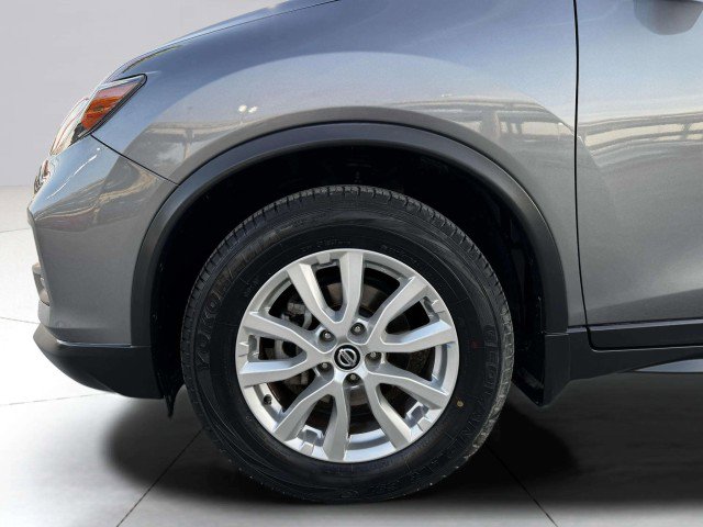 Used 2020 Nissan Rogue S w/ Special Edition Package image 52