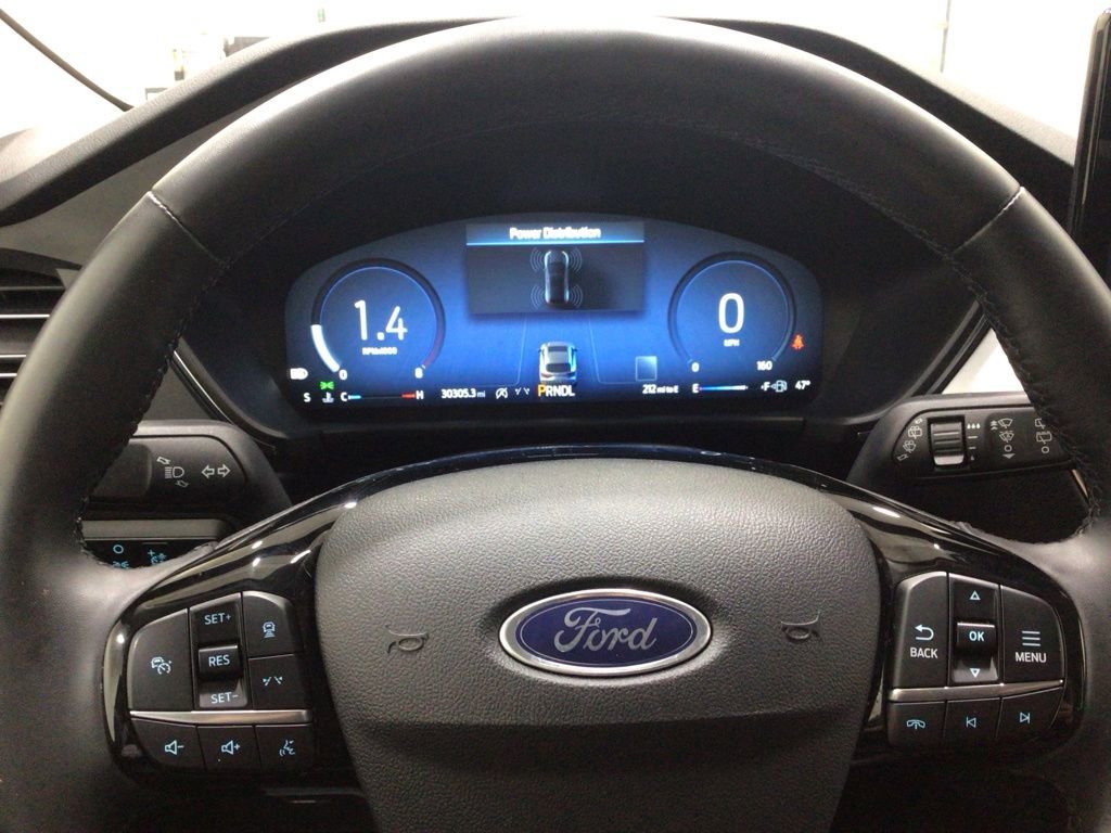 Used 2024 Ford Escape Platinum image 11