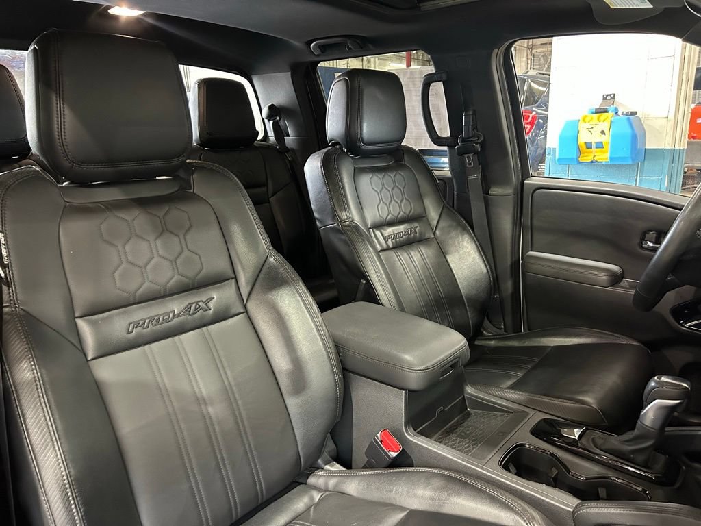 Used 2022 Nissan Frontier PRO-4X AWD/4WD image 42