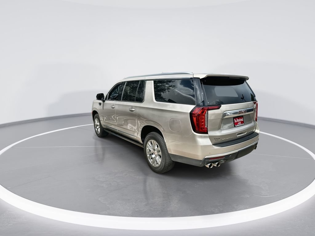 Used 2023 GMC Yukon XL Denali RWD image 6