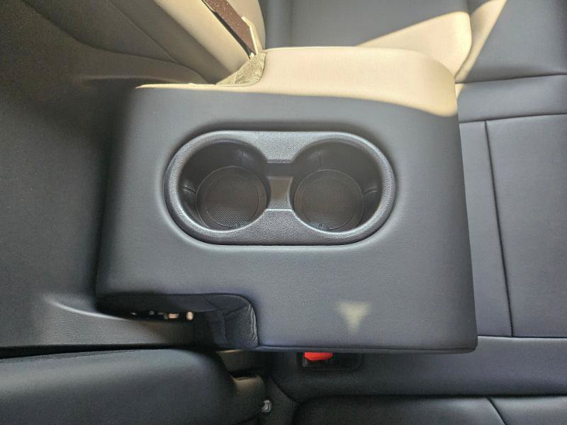Used 2023 Tesla Model Y Long Range AWD/4WD image 67