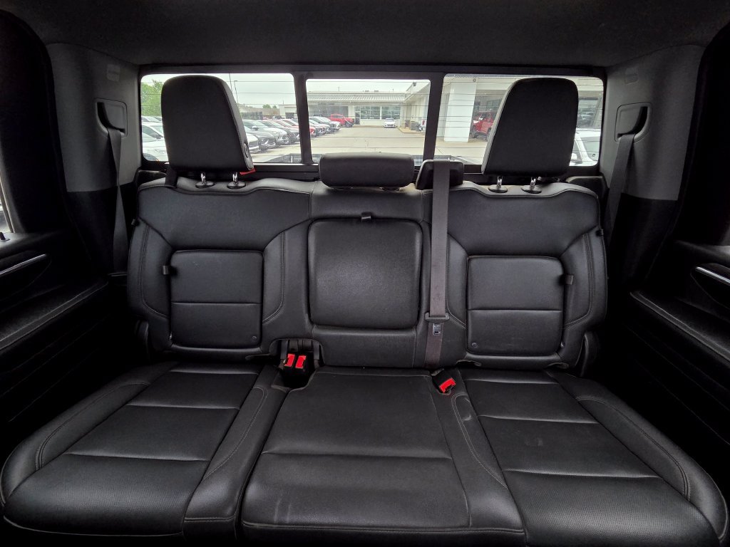 Used 2024 Chevrolet Silverado 2500 LTZ w/ LTZ Convenience Package AWD/4WD image 28