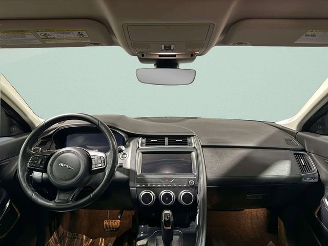 Used 2018 Jaguar E-PACE SE image 11