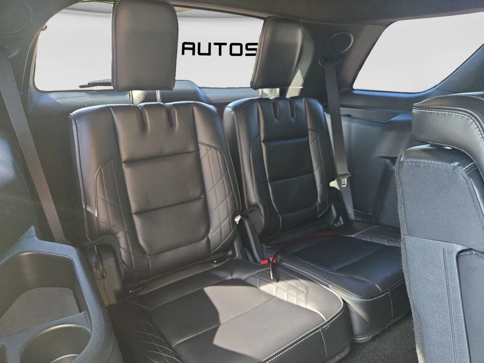 Used 2019 Ford Explorer Platinum image 34