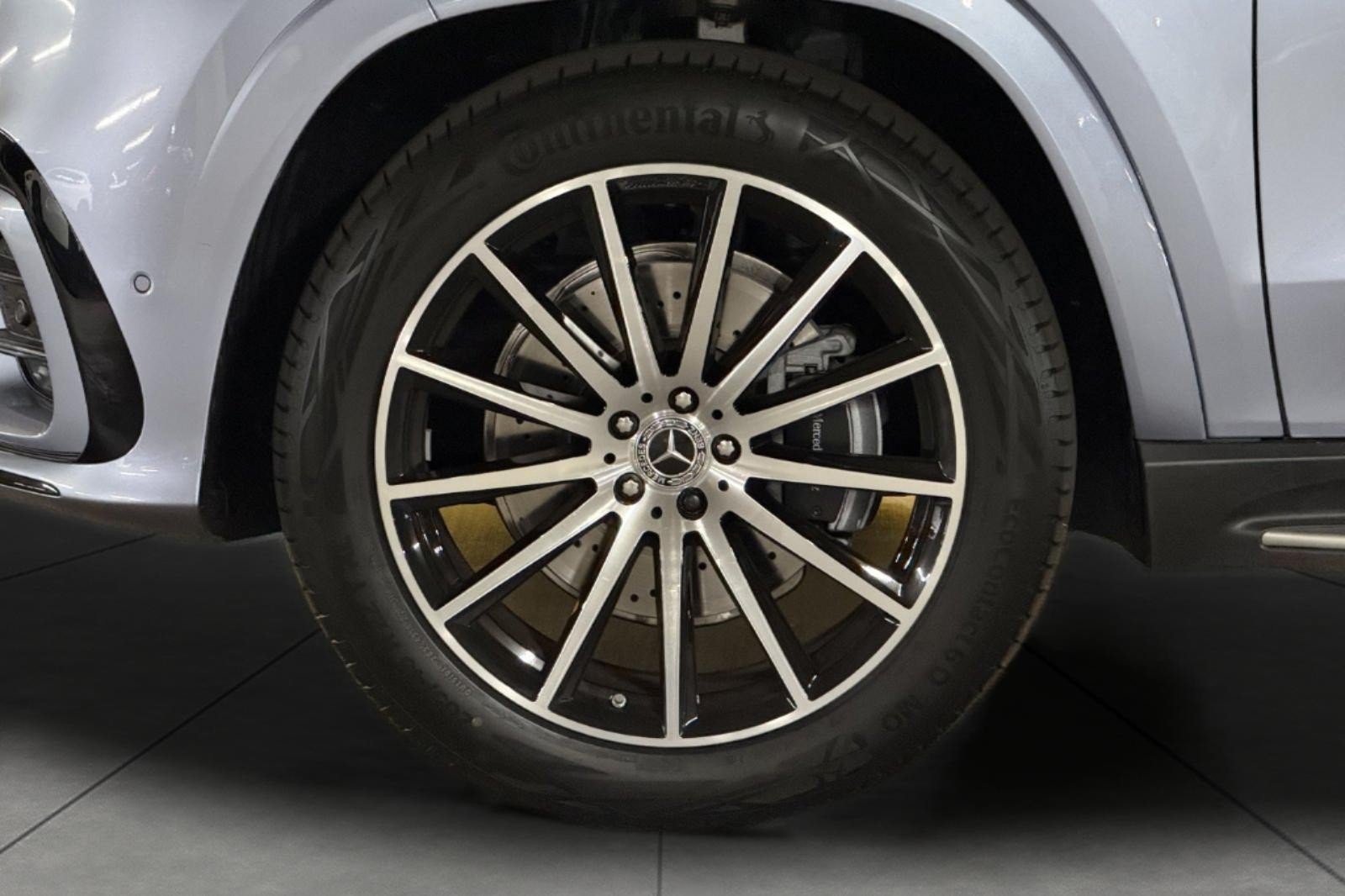New 2026 Mercedes-Benz GLS 580 4MATIC image 26