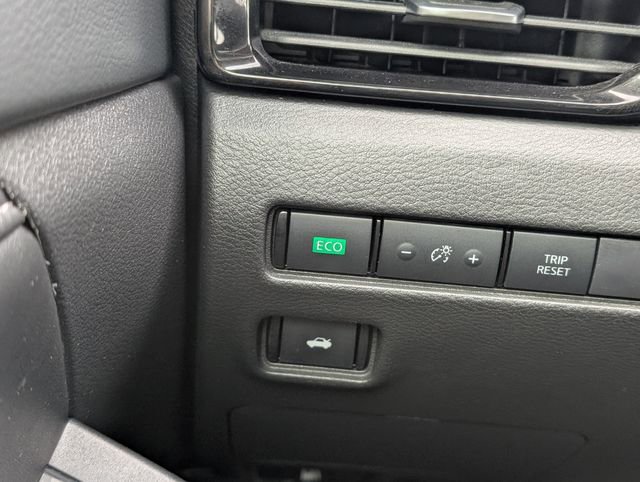 Used 2023 Nissan Sentra SV image 20