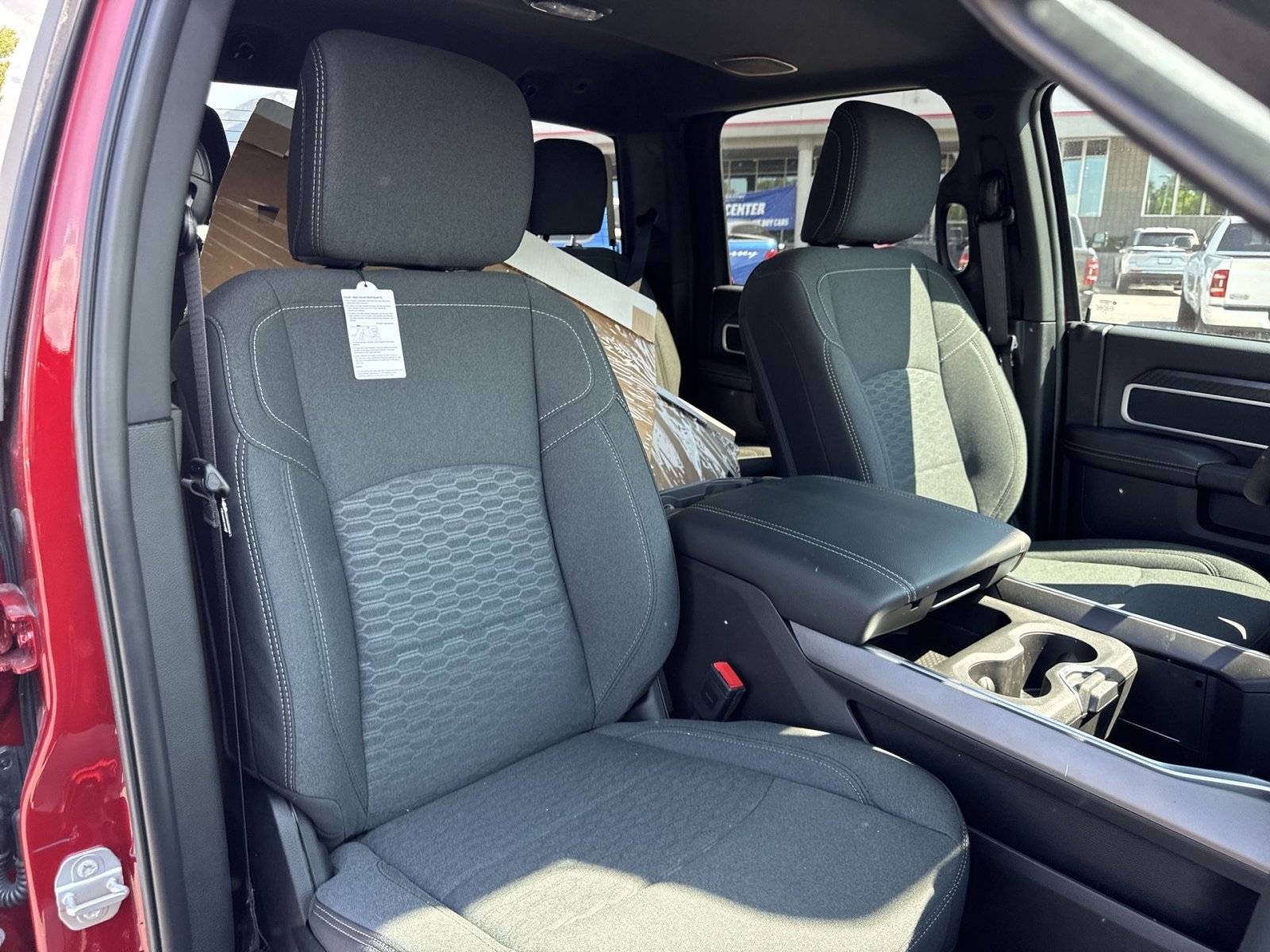 New 2025 RAM 2500 Big Horn AWD/4WD image 33