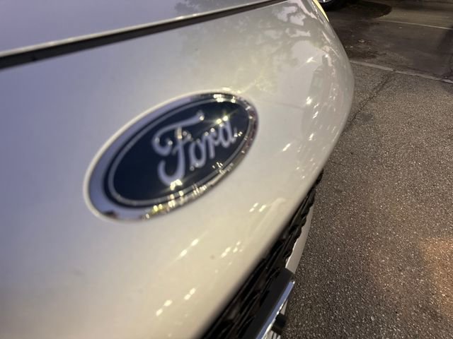 Used 2020 Ford Escape SEL image 37