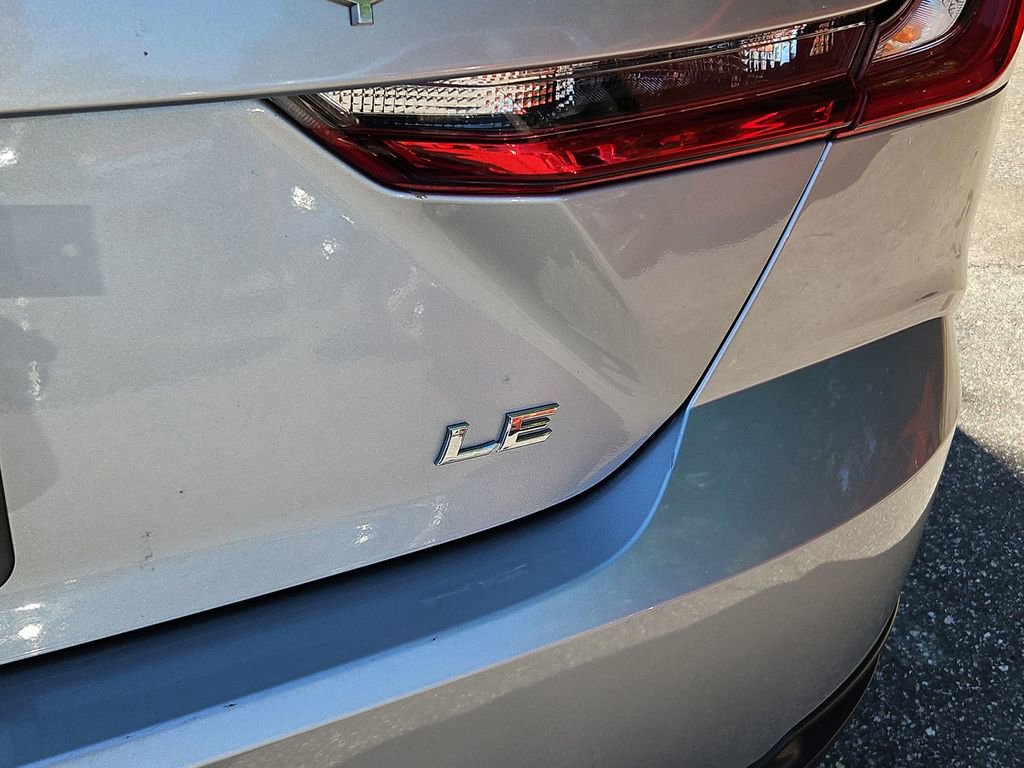 Used 2025 Toyota Camry SE FWD image 31