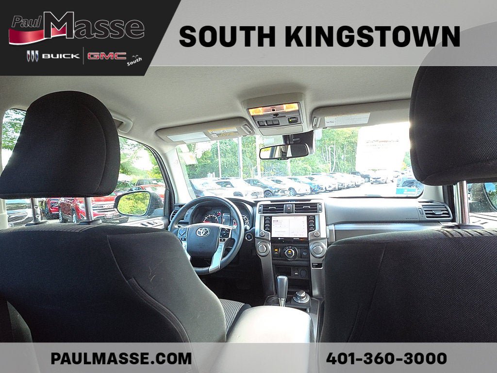 Used 2022 Toyota 4Runner SR5 AWD/4WD image 28