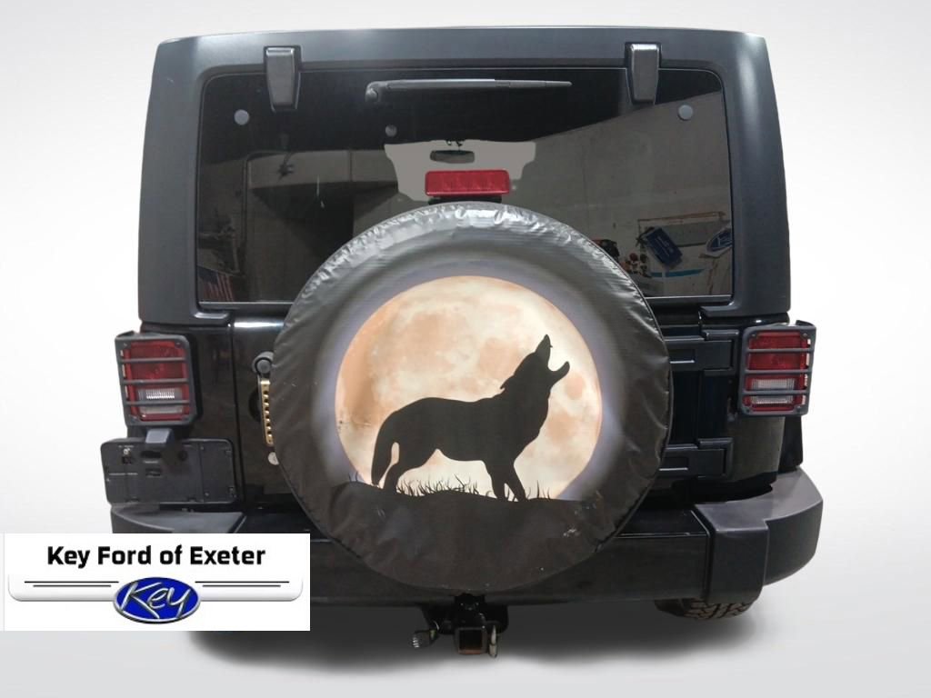 Used 2017 Jeep Wrangler Unlimited Sahara w/ Dual Top Group image 15