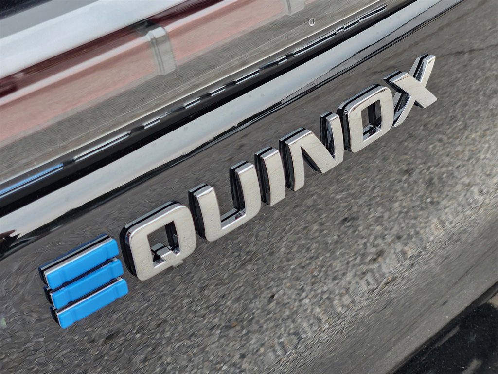 New 2026 Chevrolet Equinox EV LT image 7