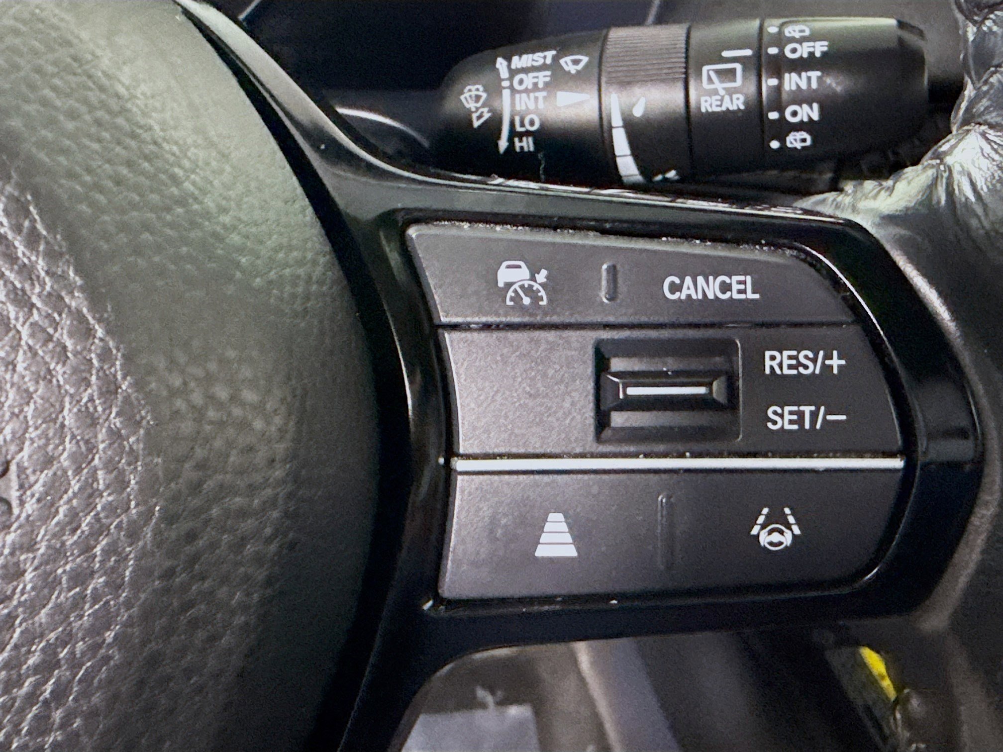 Used 2023 Honda HR-V EX-L image 15