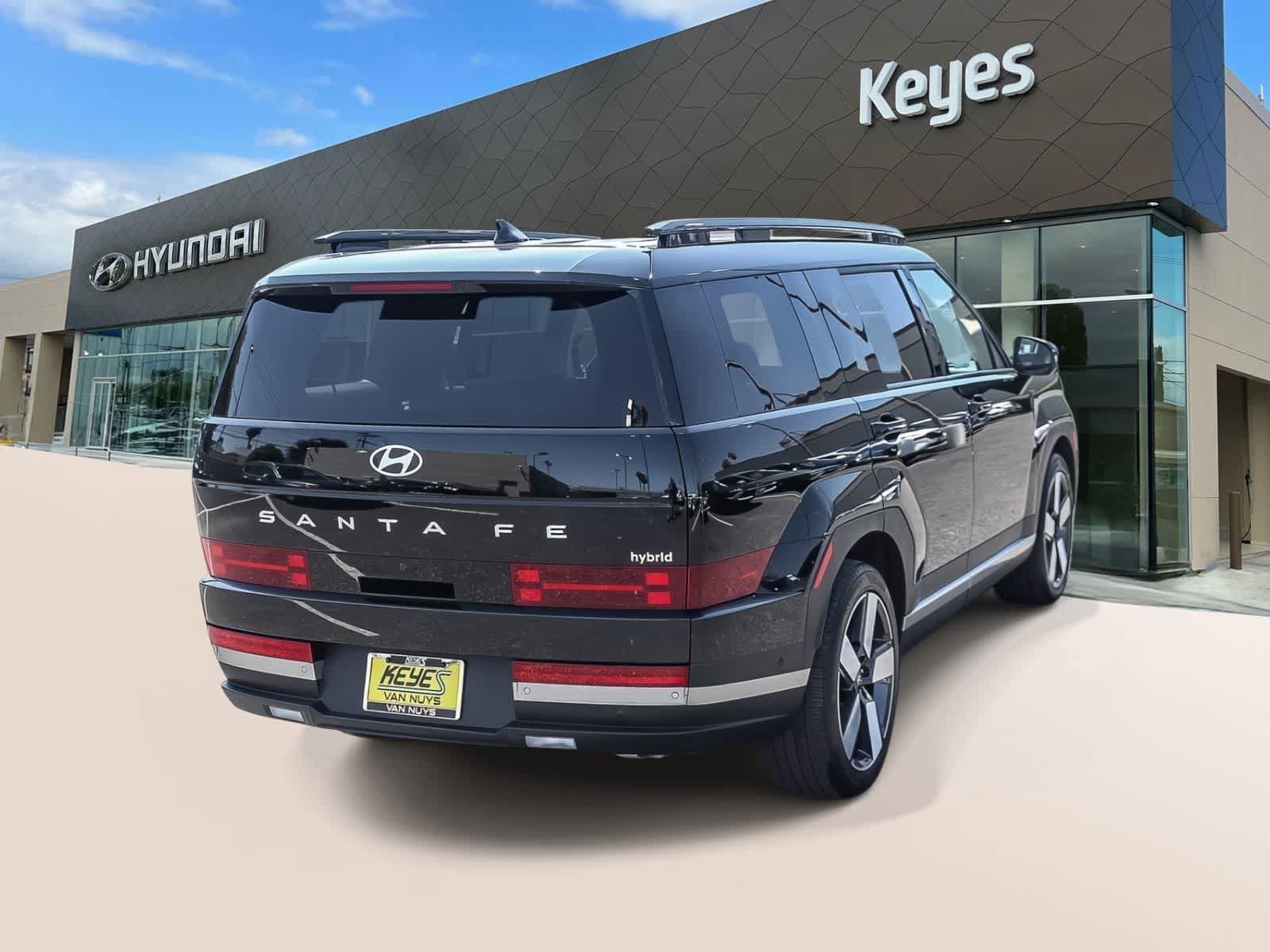 Certified 2024 Hyundai Santa Fe Limited FWD image 4