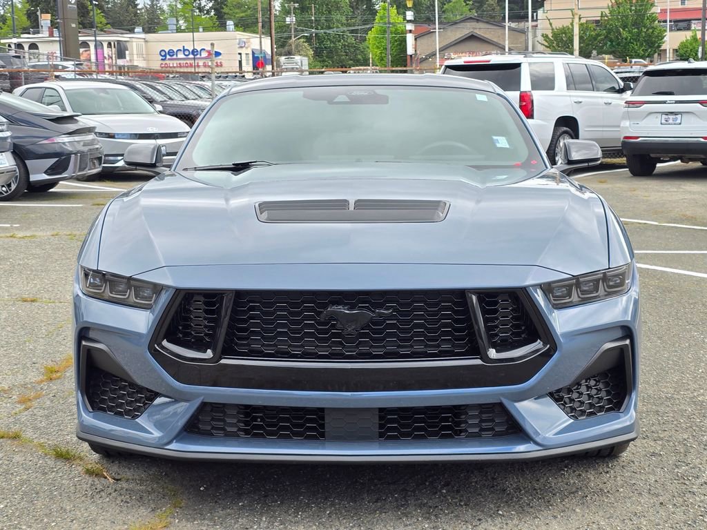 Used 2024 Ford Mustang GT RWD image 2