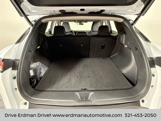 Certified 2025 Nissan Murano SV image 32