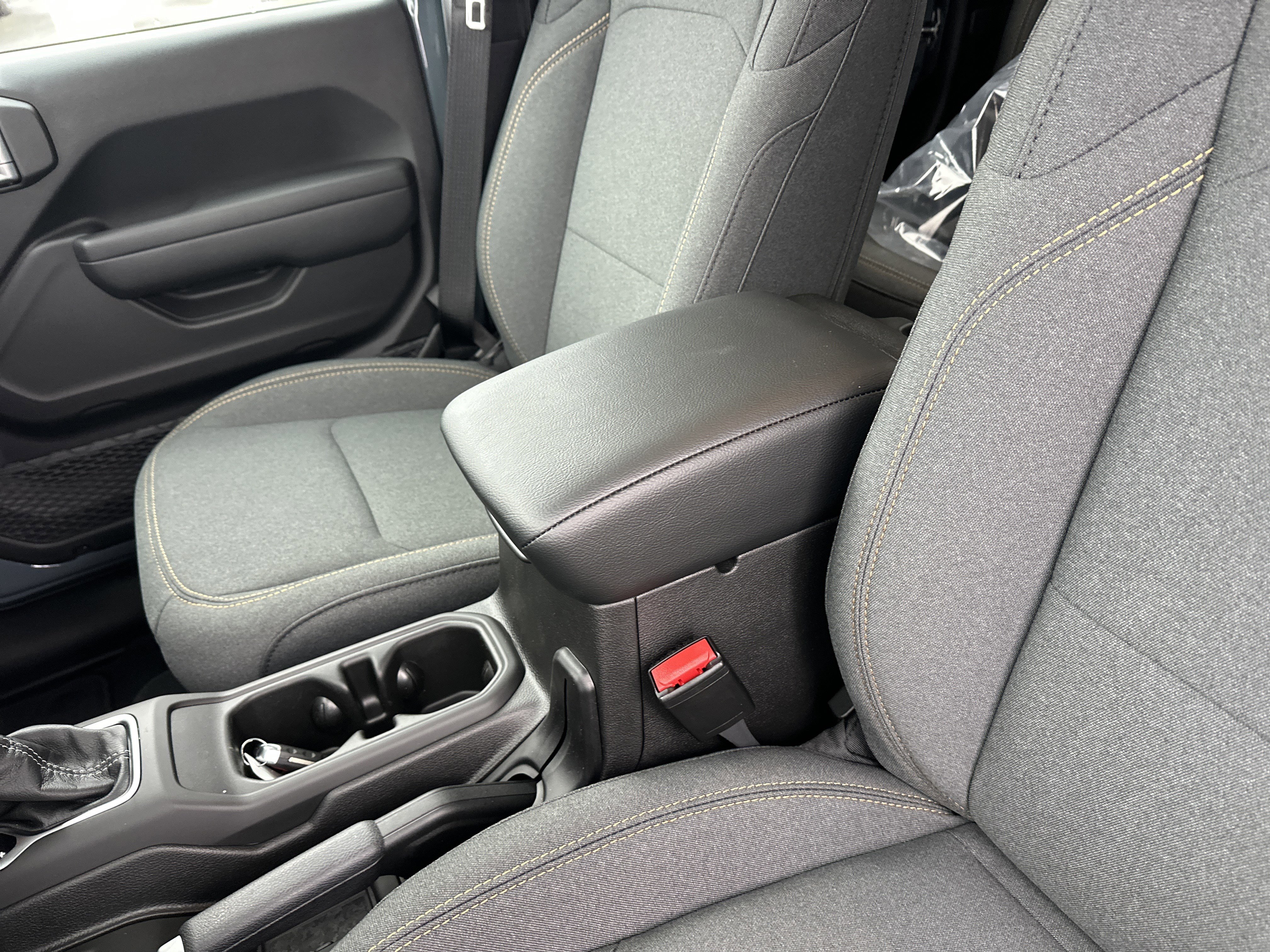 New 2026 Jeep Gladiator Sport image 15