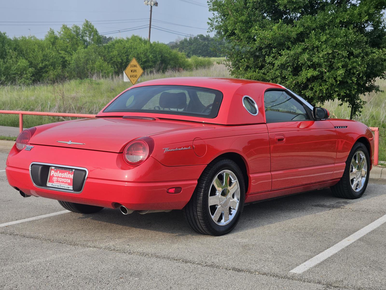 Used 2002 Ford Thunderbird RWD image 6