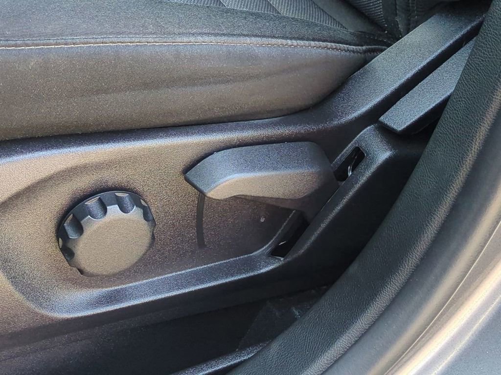 Certified 2024 Ford Edge SE image 21