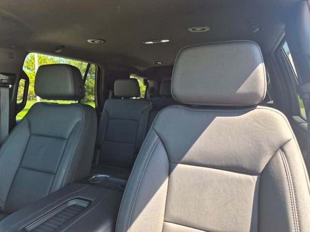 Used 2024 Chevrolet Tahoe LT w/ Luxury Package AWD/4WD image 16