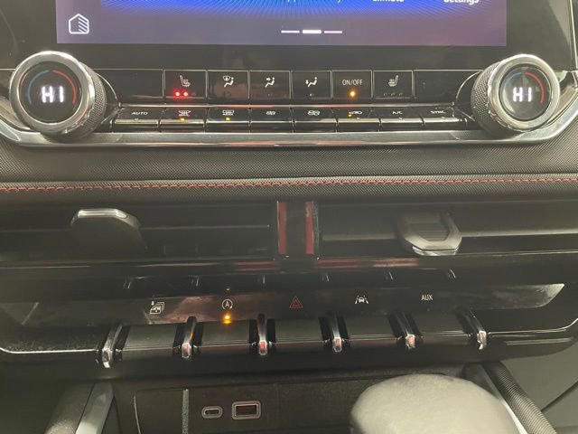 Certified 2023 Chevrolet Colorado Z71 w/ Z71 Convenience Package 2 image 6