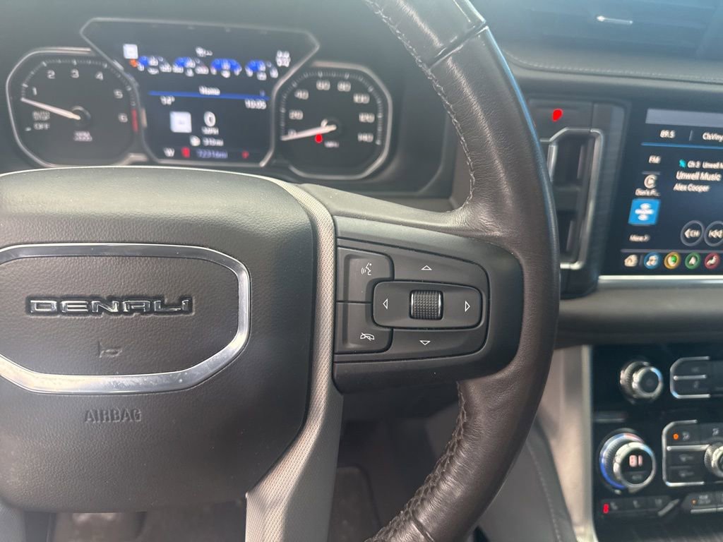 Used 2021 GMC Yukon Denali w/ Advanced Technology Package image 27