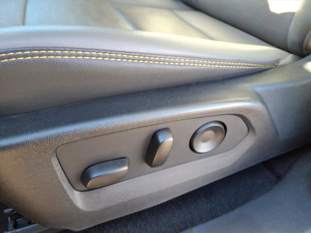 Used 2024 Chevrolet Colorado ZR2 w/ ZR2 Convenience Package III image 15