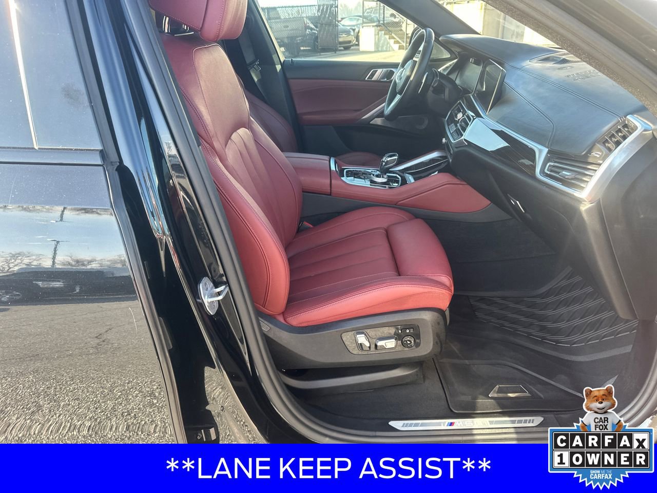 Used 2021 BMW X6 M50i w/ Executive Package image 13
