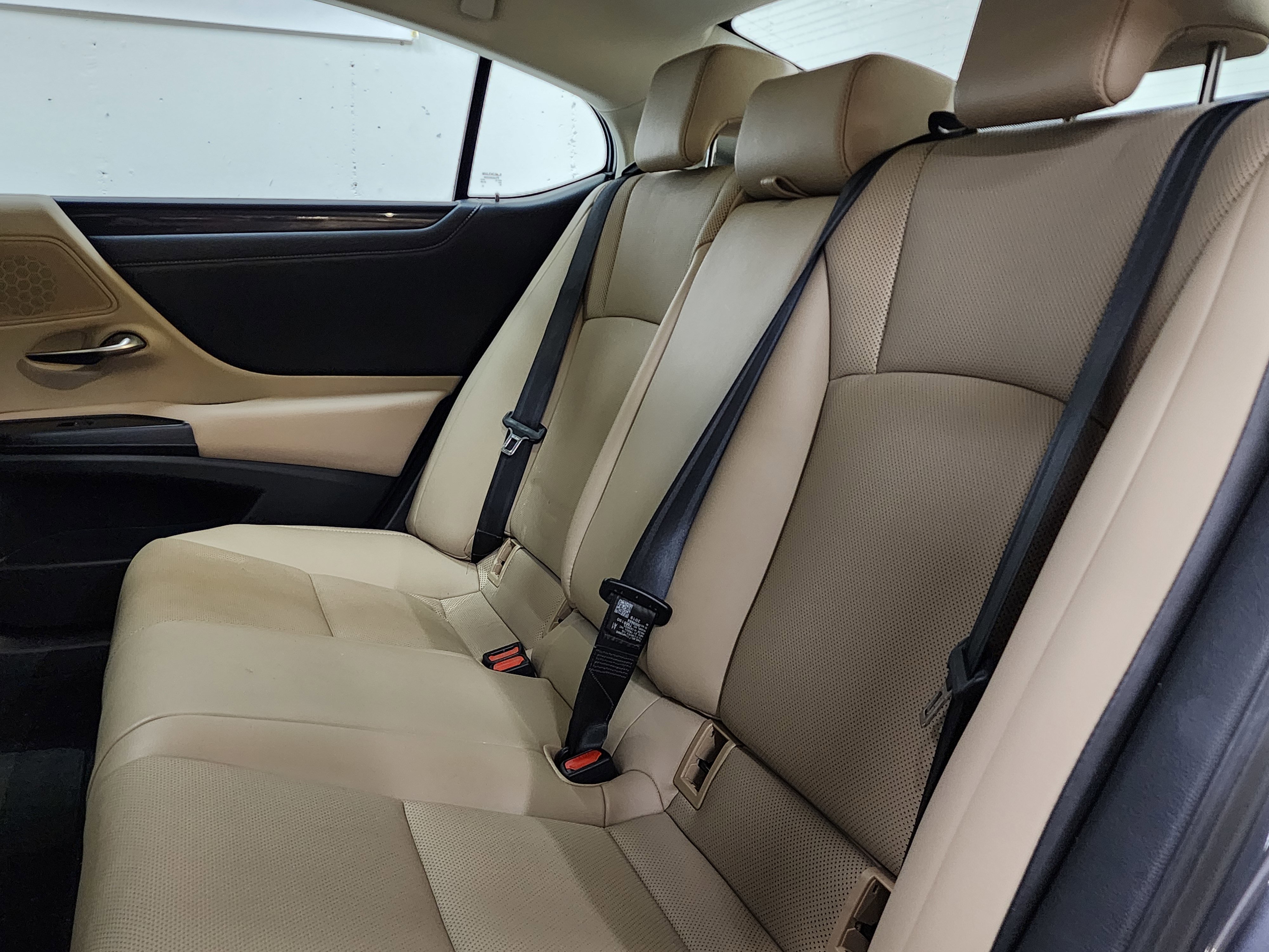 Used 2019 Lexus ES 350 w/ Accessory Package 2 image 18