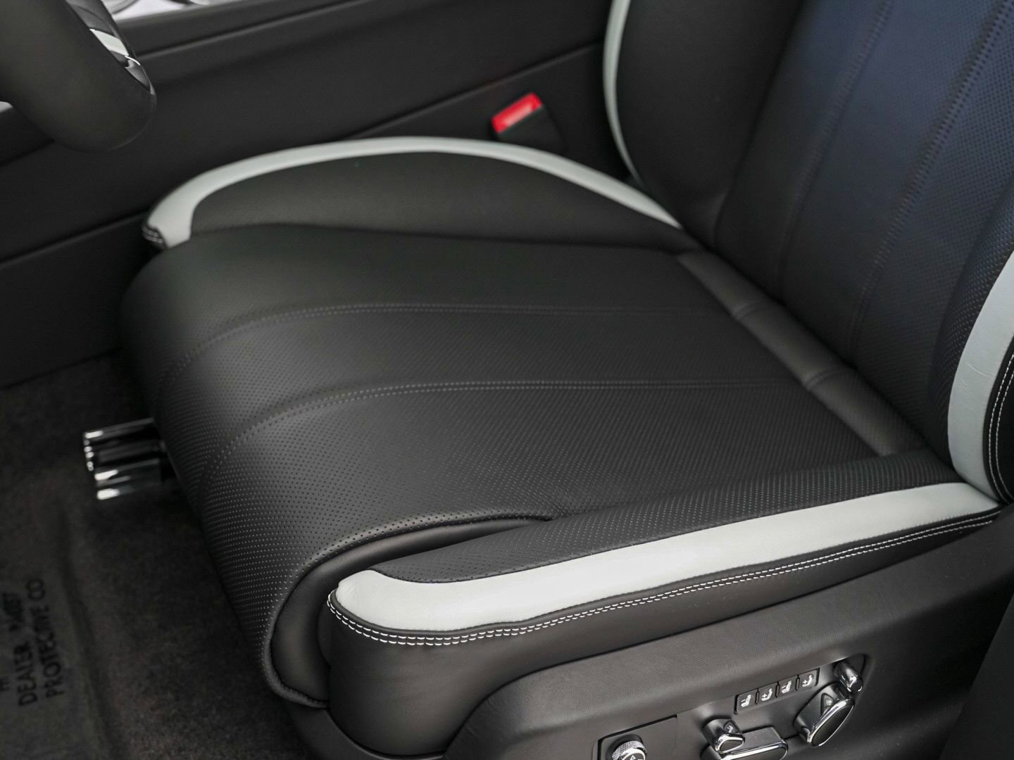 New 2026 Bentley Bentayga Speed image 7