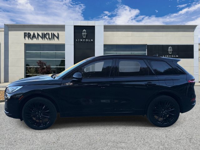 Used 2024 Lincoln Corsair Reserve w/ Equipment Group 201A AWD/4WD image 4